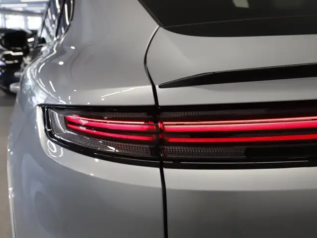 Porsche Cayenne E-Hybrid Coupé Black Edition Ansicht 49