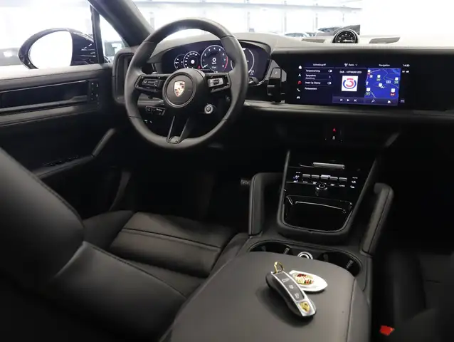 Porsche Cayenne E-Hybrid Coupé Black Edition Ansicht 26