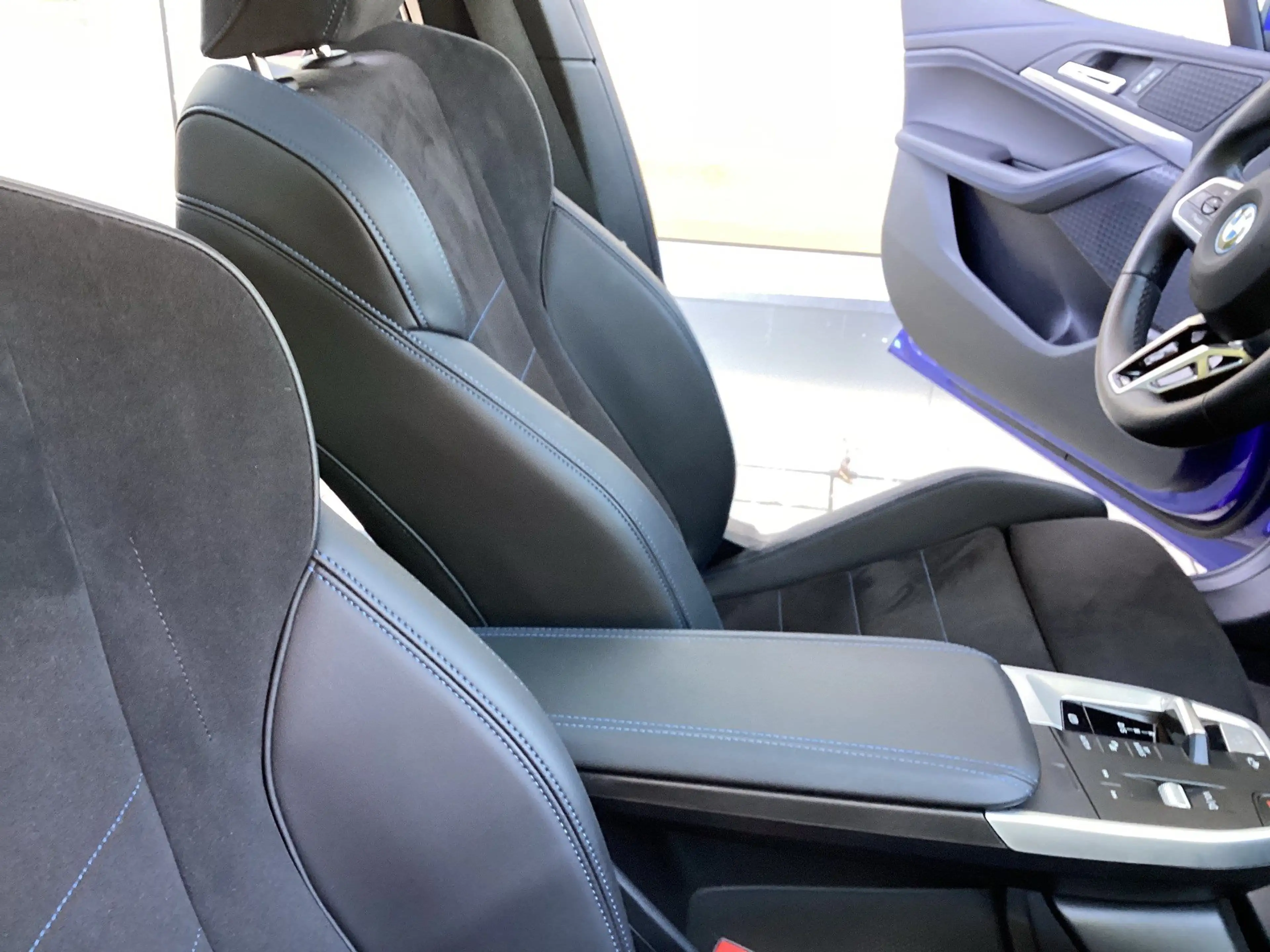 BMW 230 e xDrive Active Tourer — photo 8