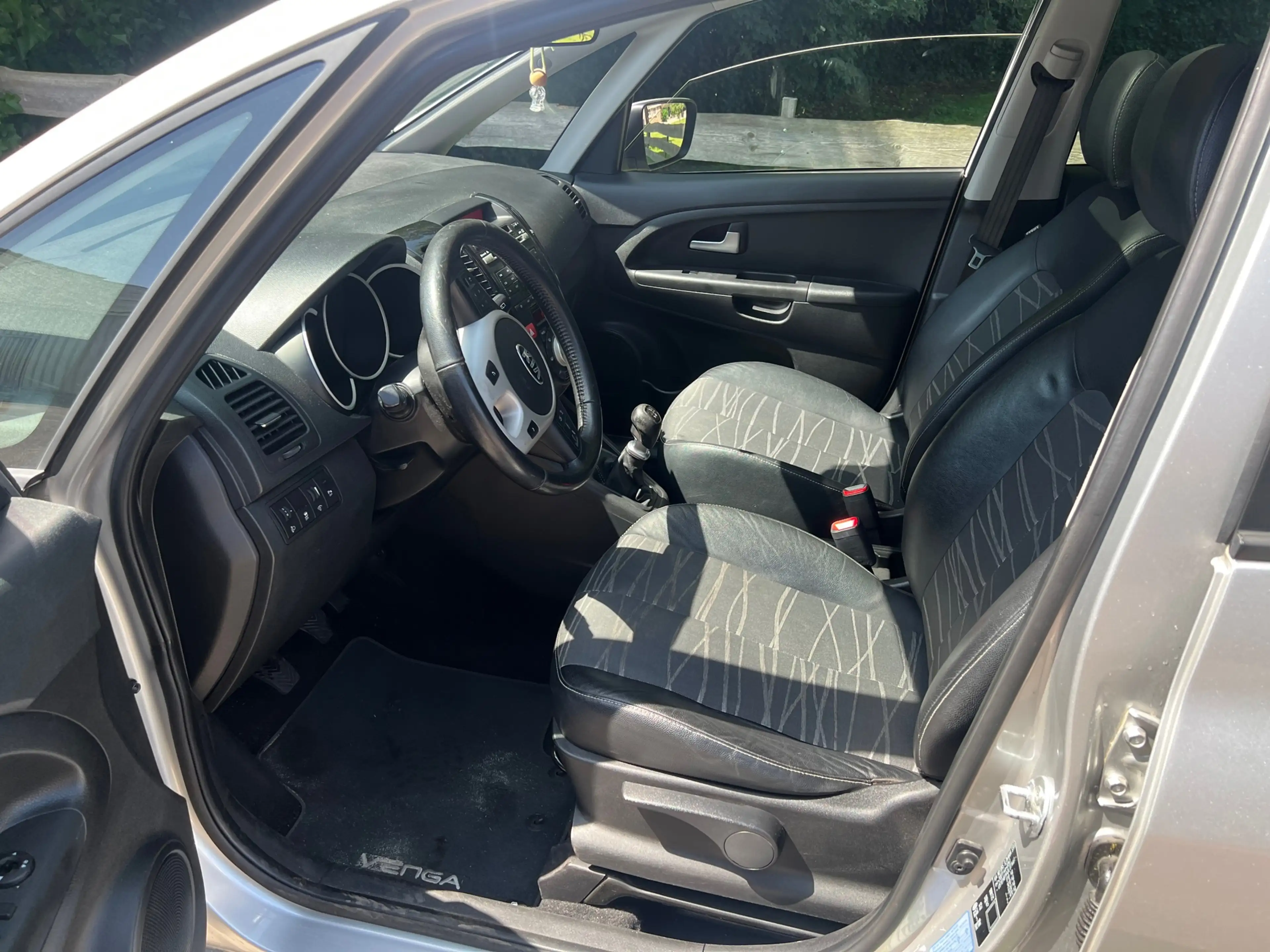 Kia Venga 1.4 CVVT Plus Pack Trekhaak Clima — photo 4