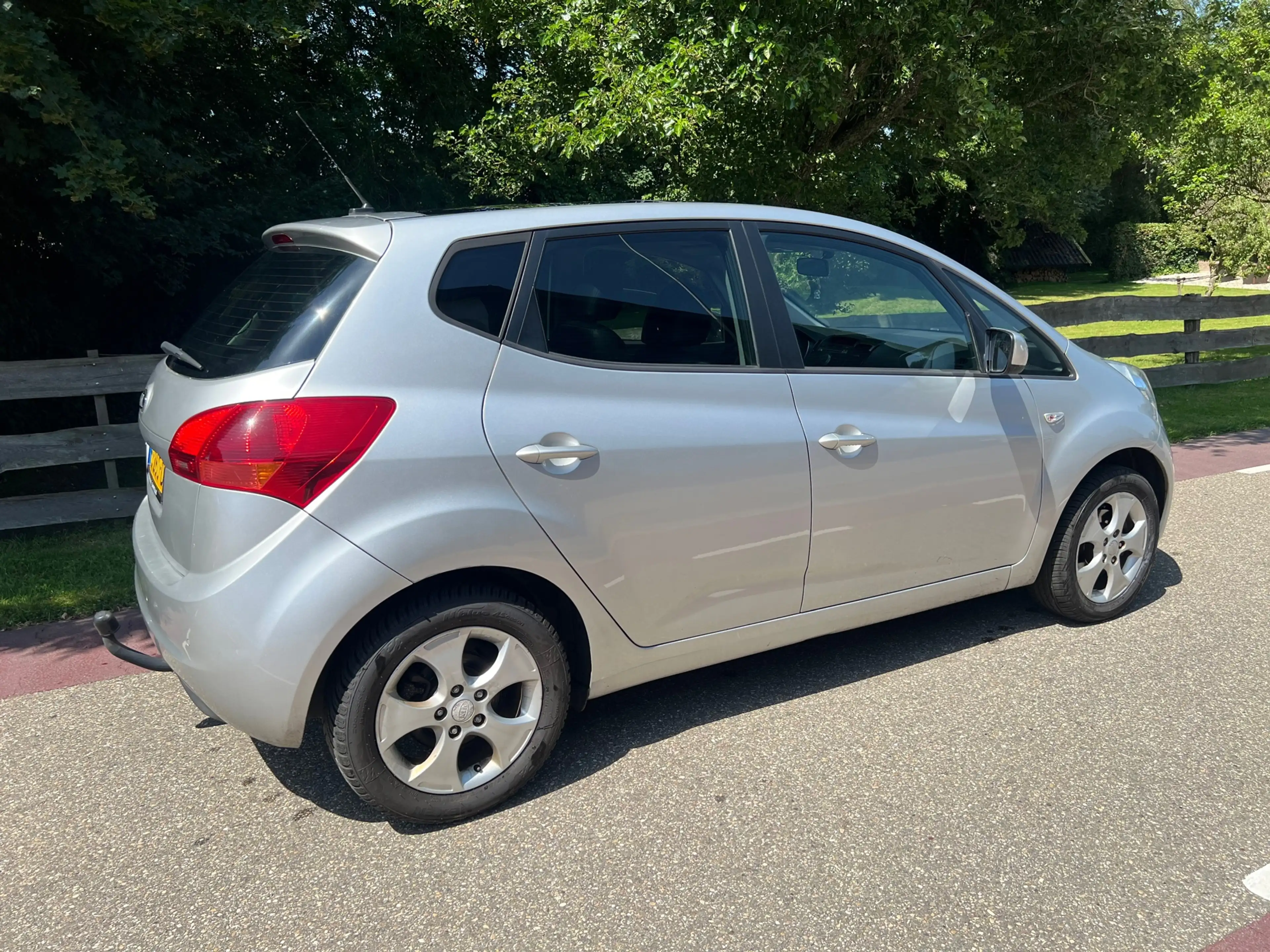 Kia Venga 1.4 CVVT Plus Pack Trekhaak Clima — photo 11
