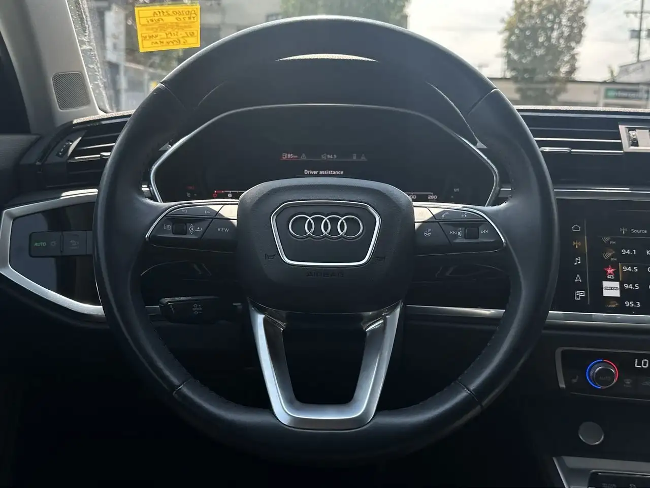 Audi Q3 photo Audi Q3