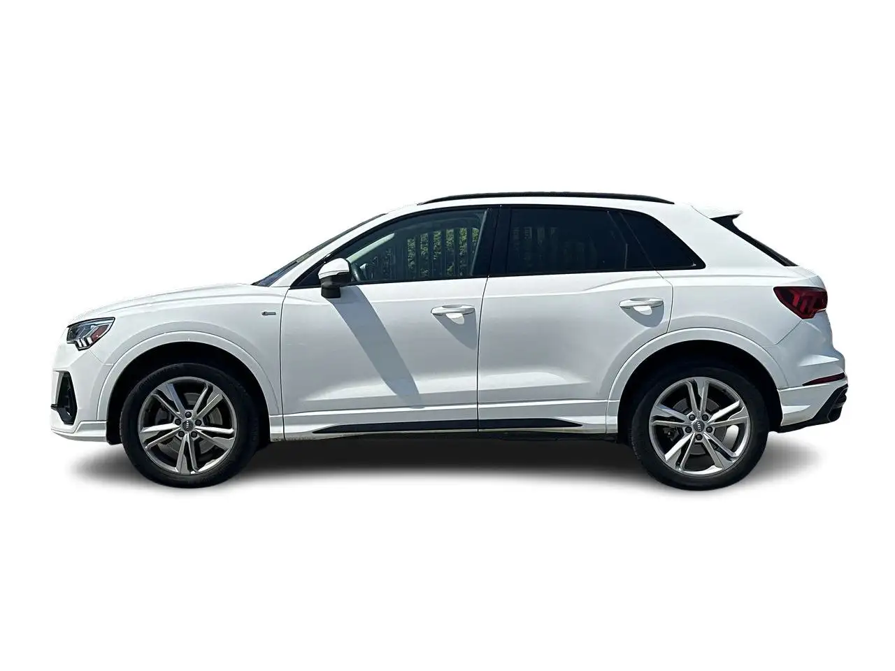 Audi Q3 photo Audi Q3