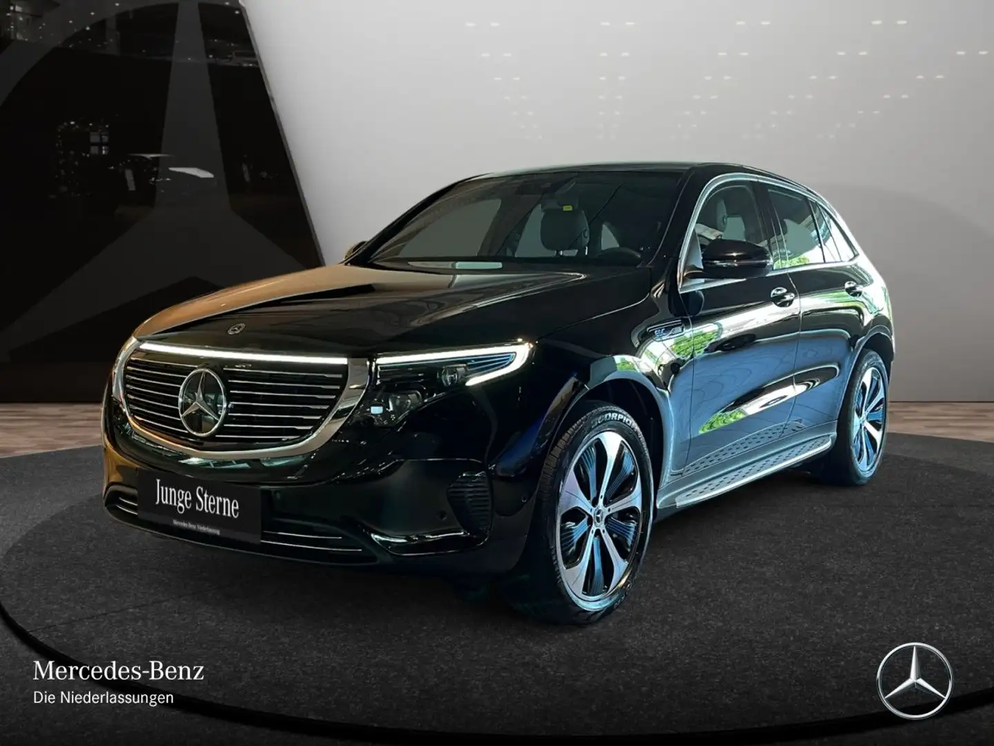 Mercedes-Benz EQC 400 4M MULTIBEAM+KAMERA+KEYLESS Fekete - 2