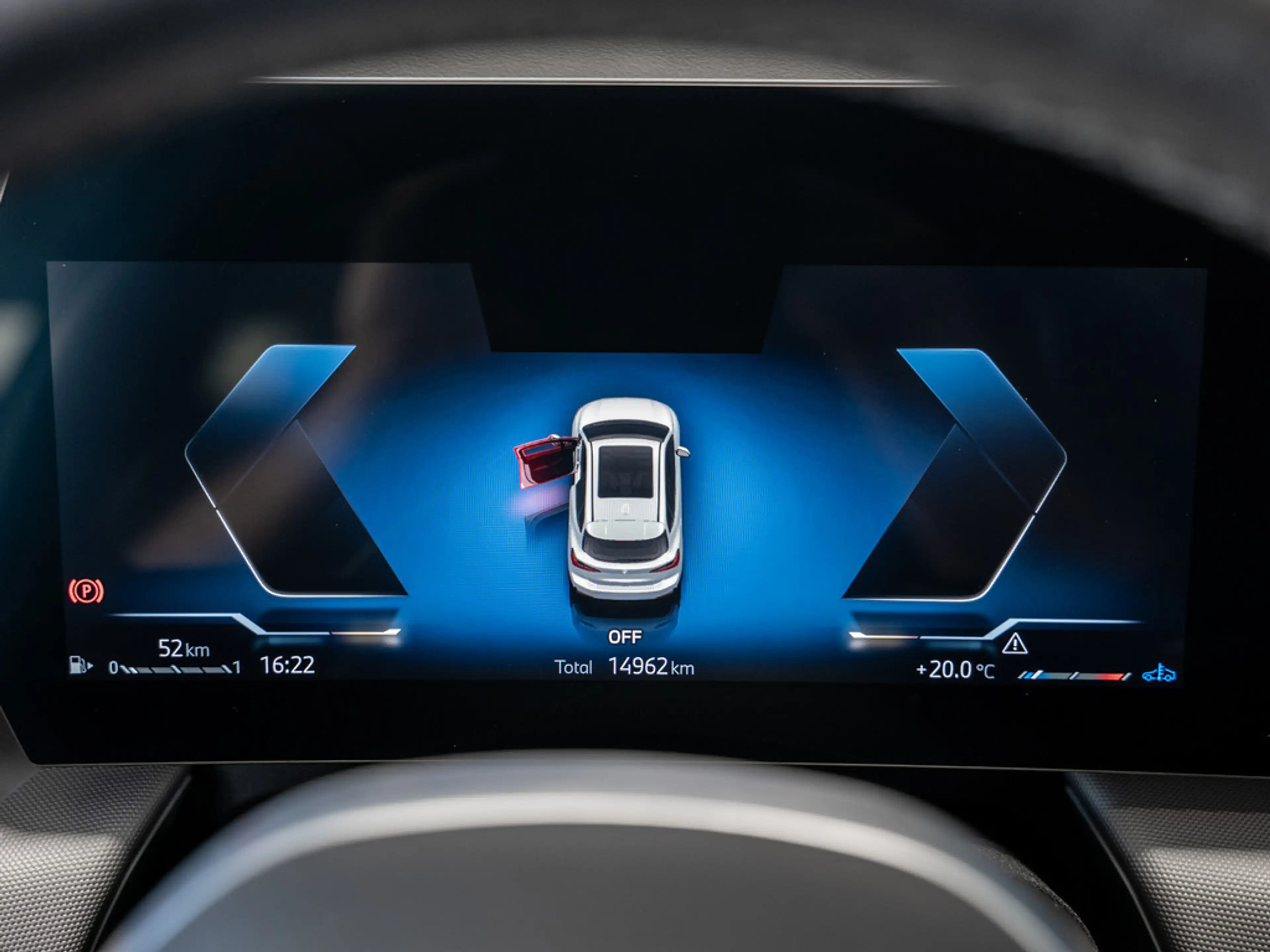 BMW 220 Active Tourer PANO AHK LED NAVI KAMERA — photo 15