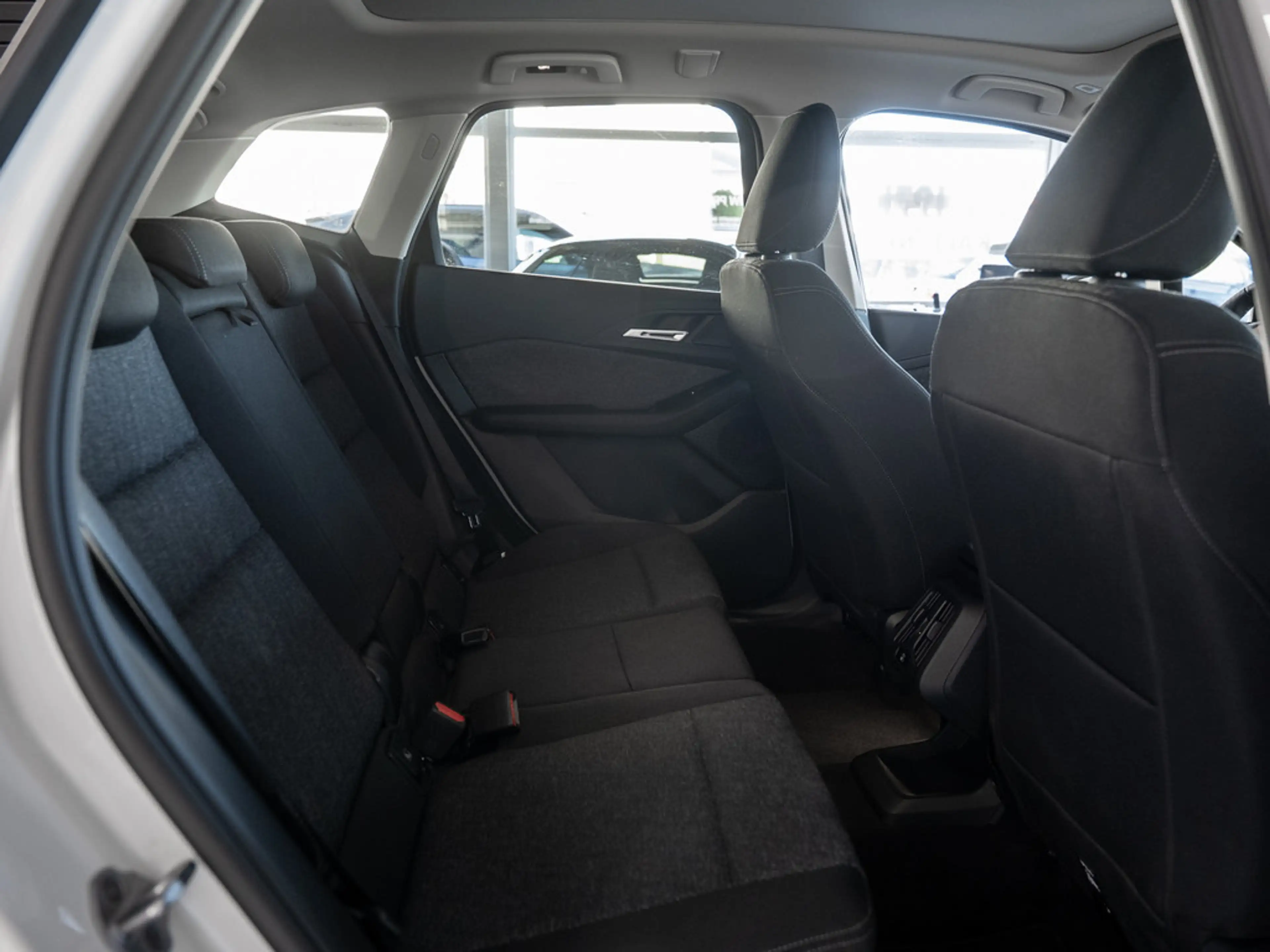 BMW 220 Active Tourer PANO AHK LED NAVI KAMERA — photo 9