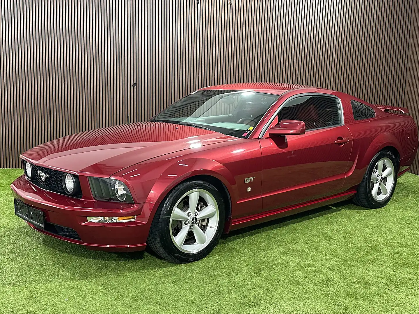 Ford Mustang 4,6 V8 GT Handschalter *österreichisches Fahrze... Rot - 2