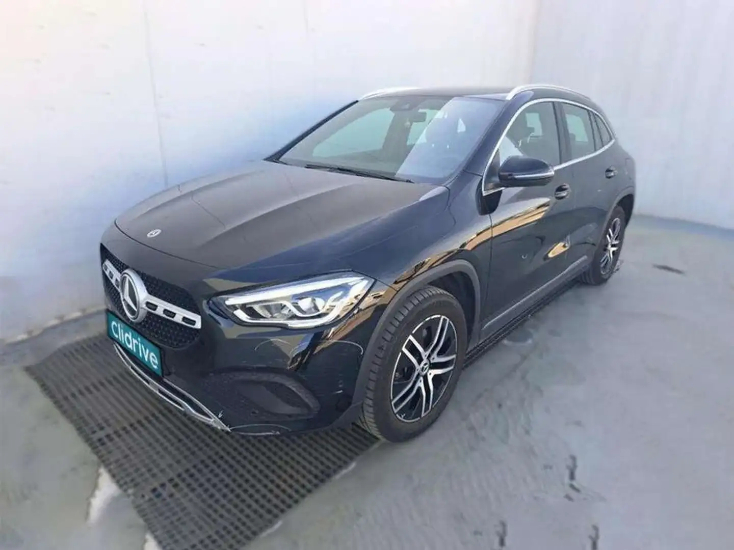 Mercedes-Benz GLA 250 e AMG Negro - 2