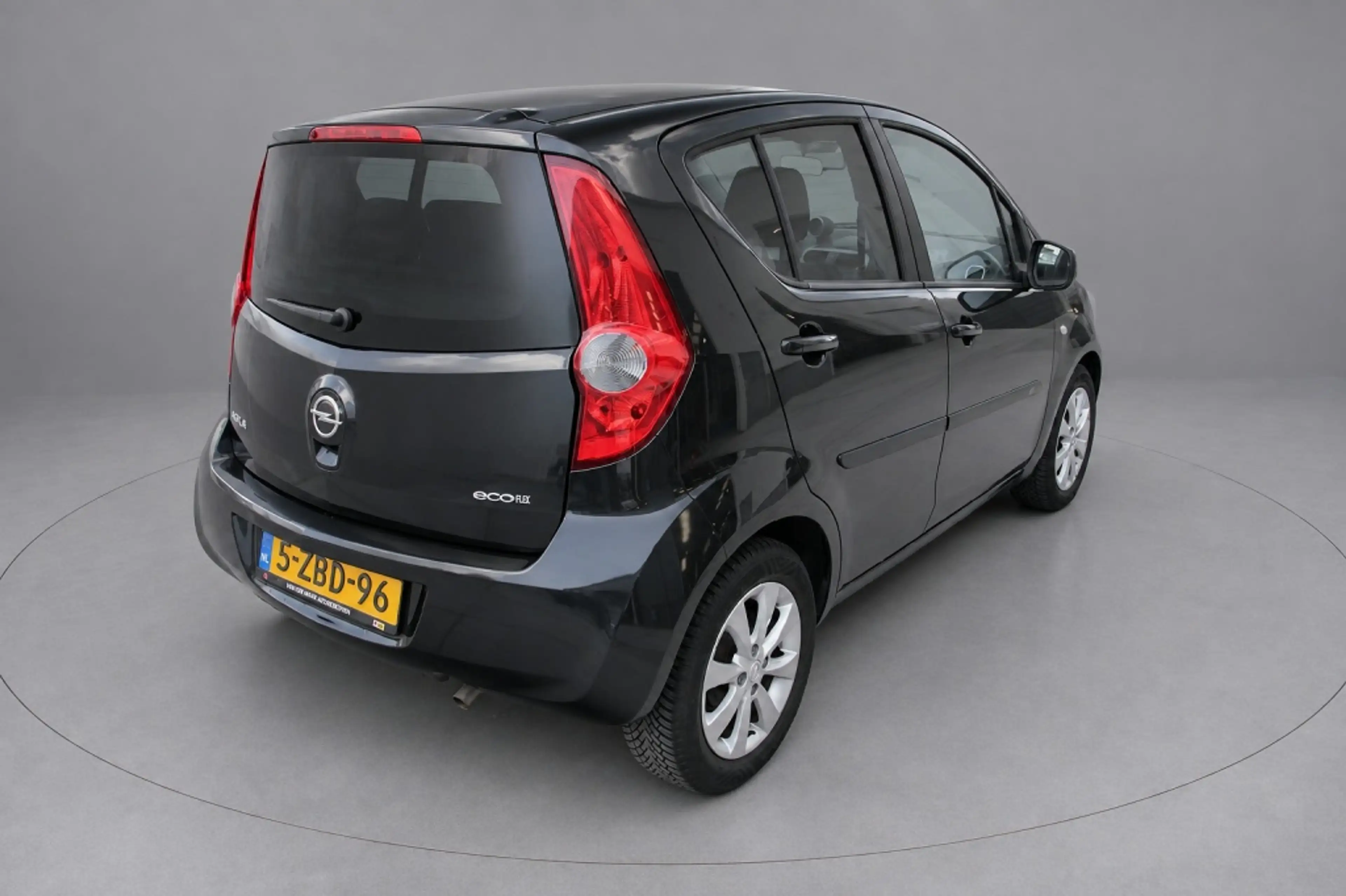 Opel Agila 1.0 Berlin — photo 5