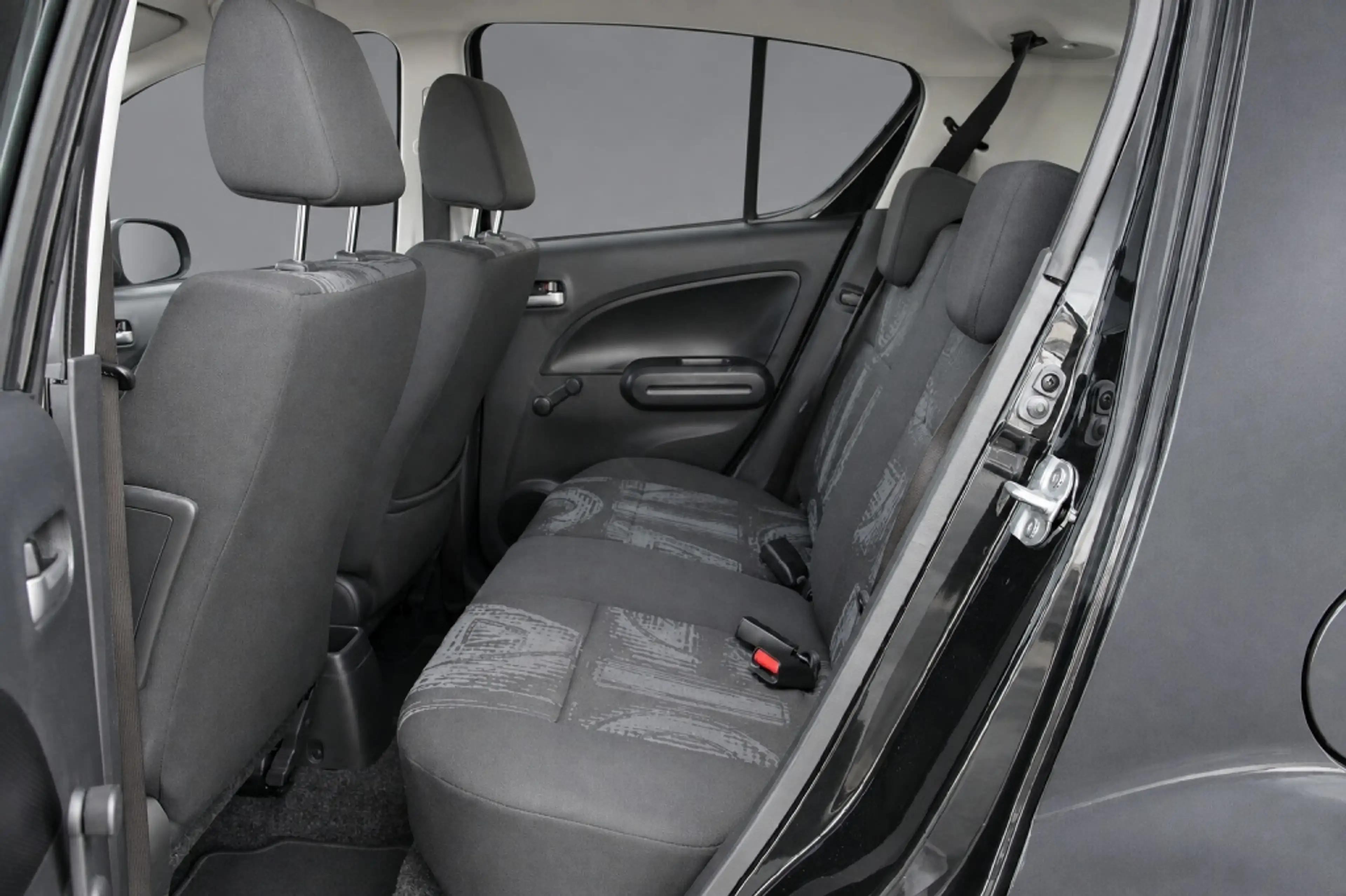 Opel Agila 1.0 Berlin — photo 9