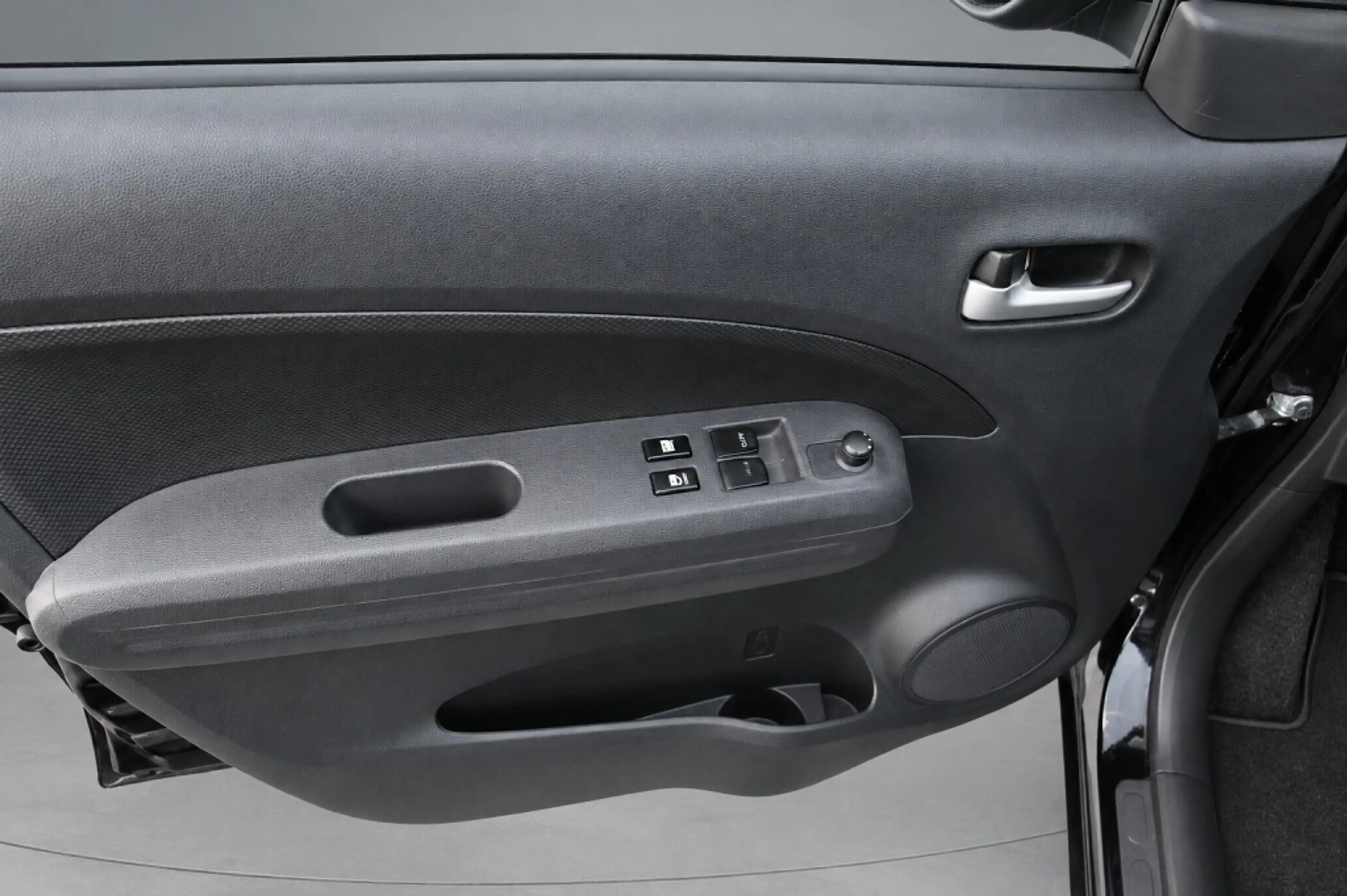 Opel Agila 1.0 Berlin — photo 11