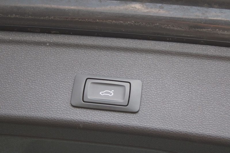 Audi A4 Avant 40 TFSI*S-LINE*ACC*SPUR*LED*VIRTUAL*RFK — photo 10