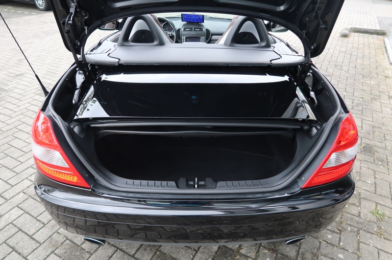 Mercedes-Benz SLK 350 6 cilinder met 272 pk en automaat — photo 15