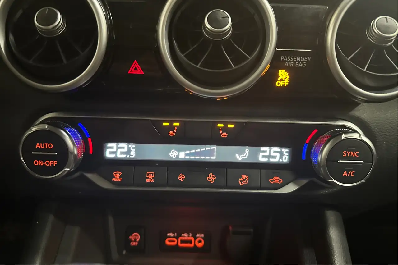 Nissan Sentra снимка Nissan Sentra