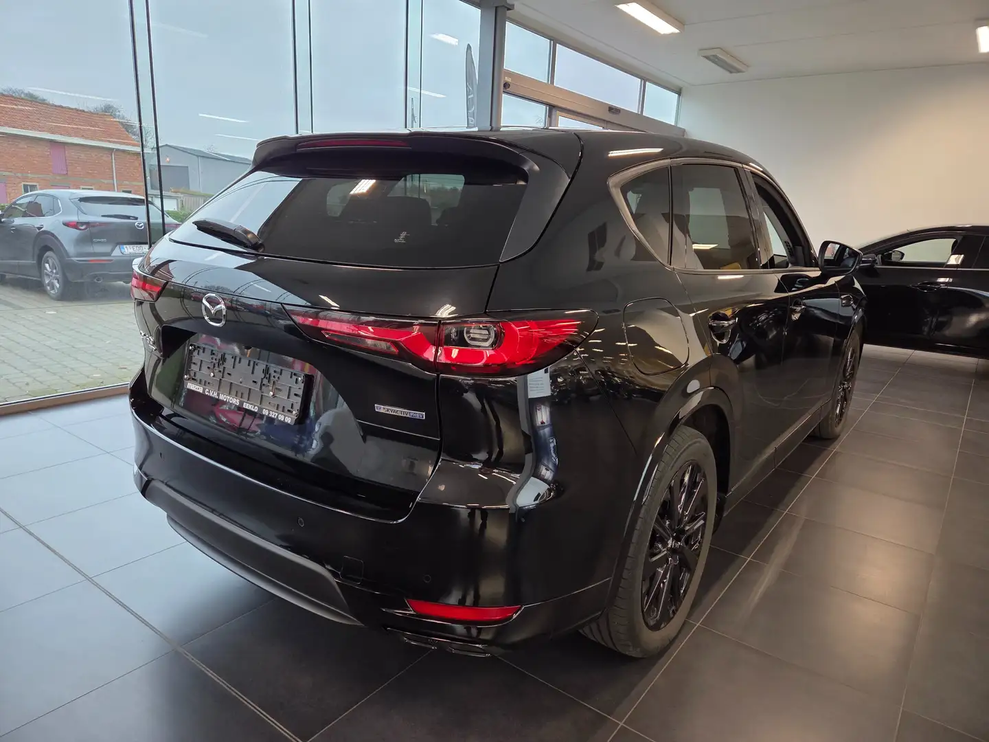 Mazda CX-60 CX-60 AWD PHEV AT HOMURA FULL OPTION + TREKHAAK Zwart - 2