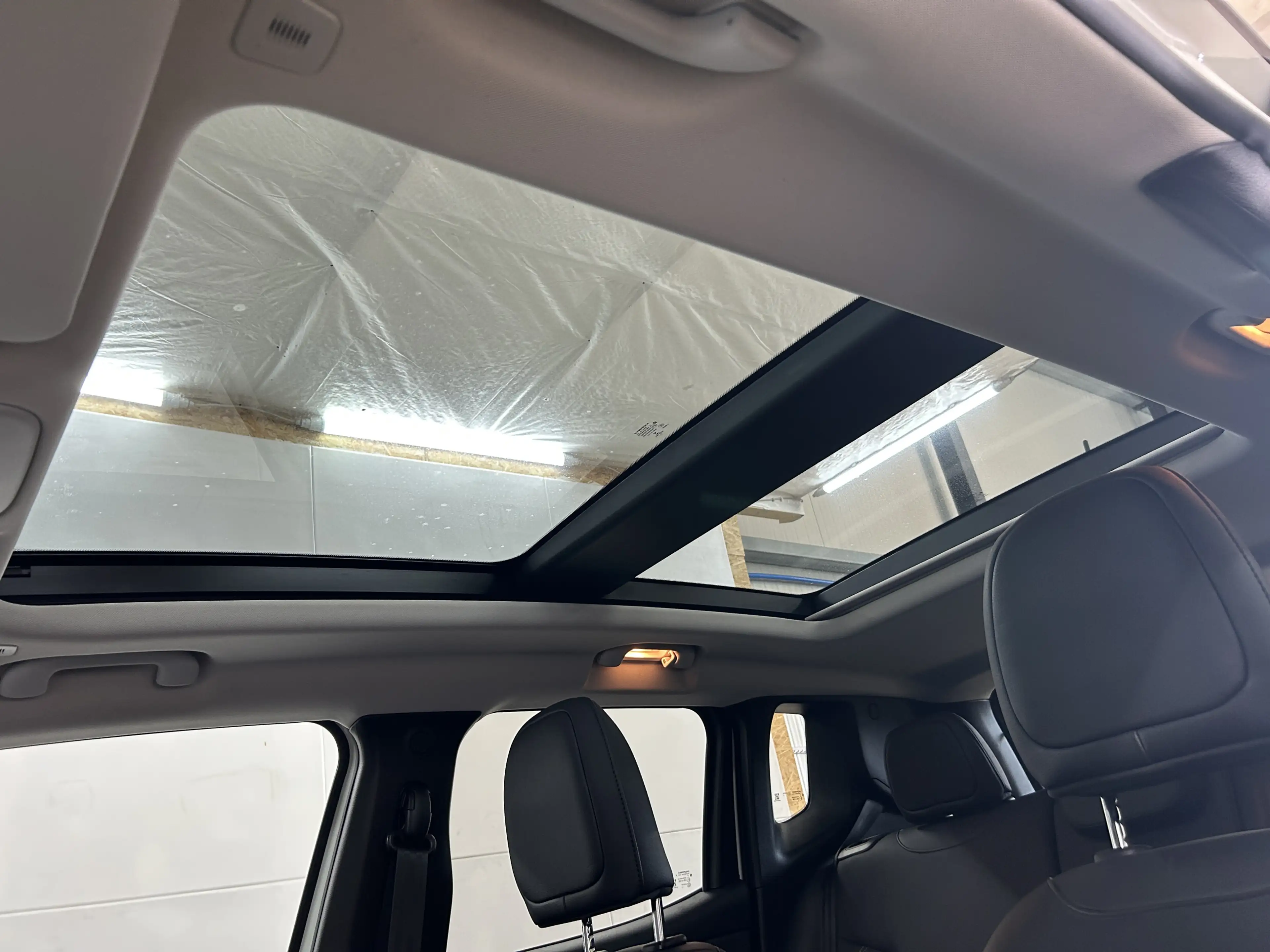 Jeep Renegade S Plug-In-Hybrid 4xe+Pano+Matrix+Leder — photo 11