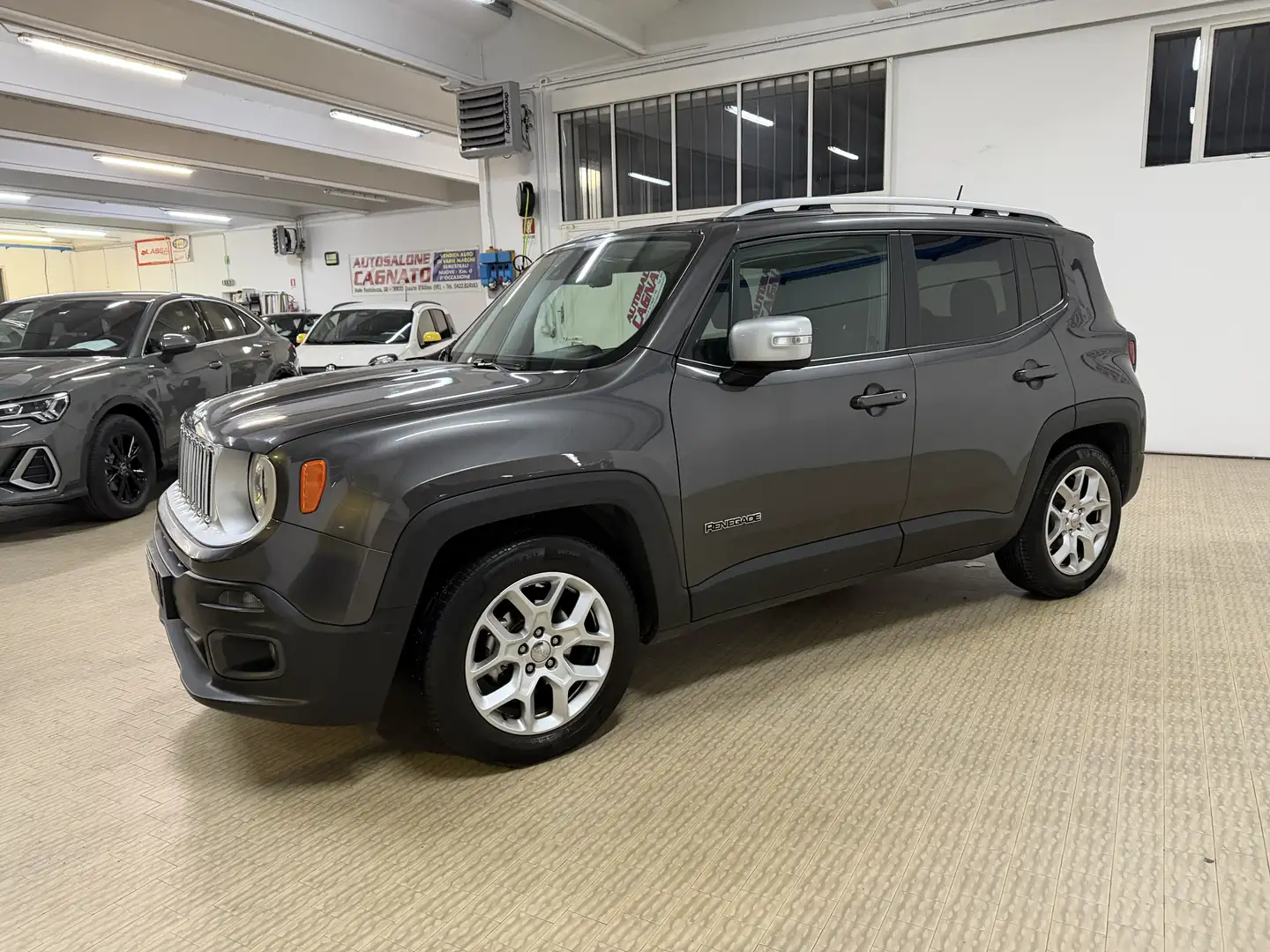 Jeep Renegade Renegade 1.6 mjt Limited 120cv E6 km 89000 Gris - 2