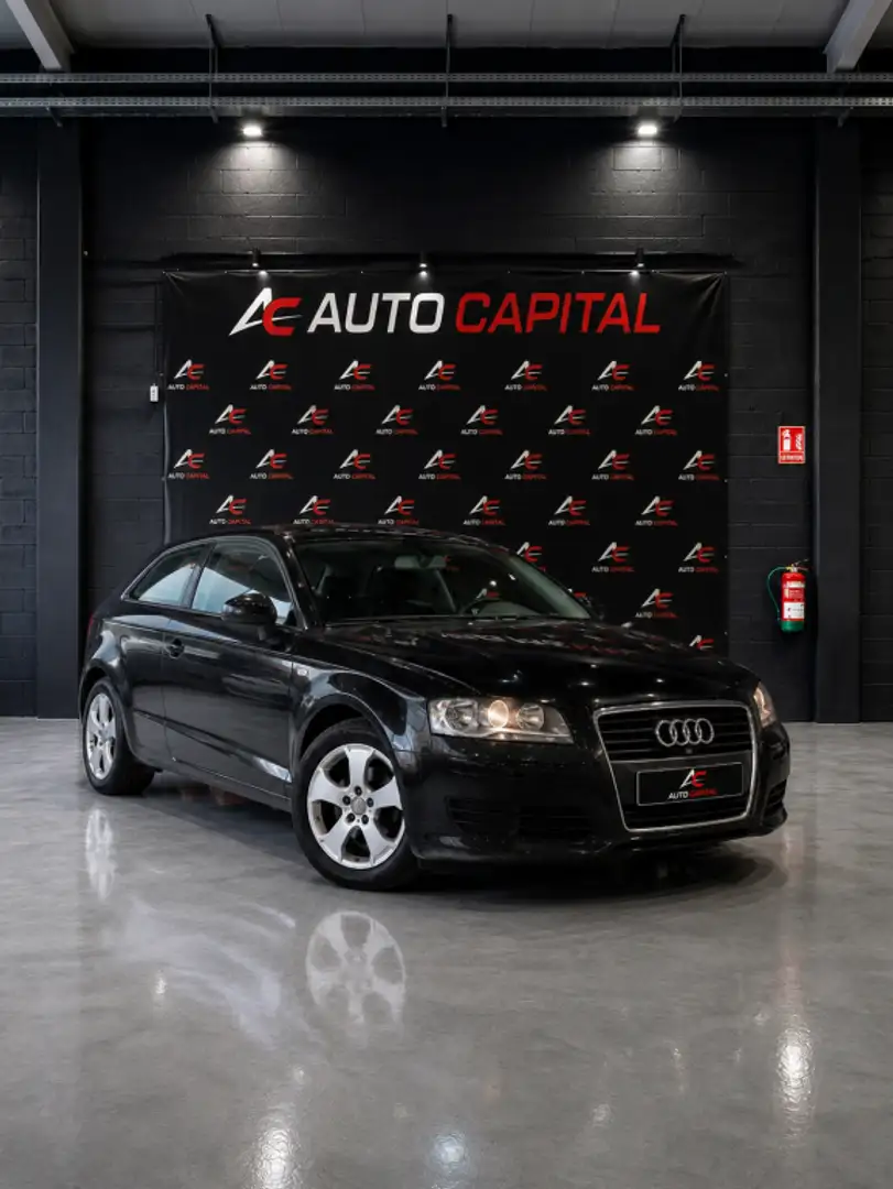 Audi A3 2.0 FSI Ambition Negro - 1