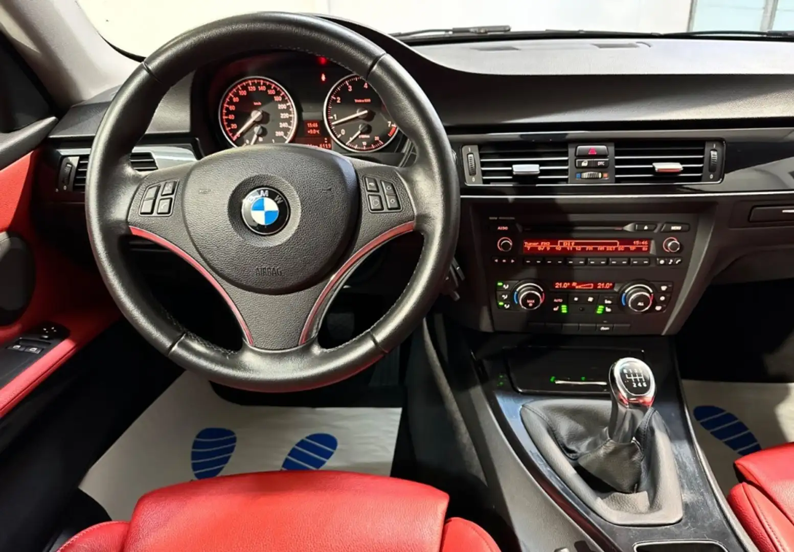 BMW 320 320i Coupé Blanco - 2