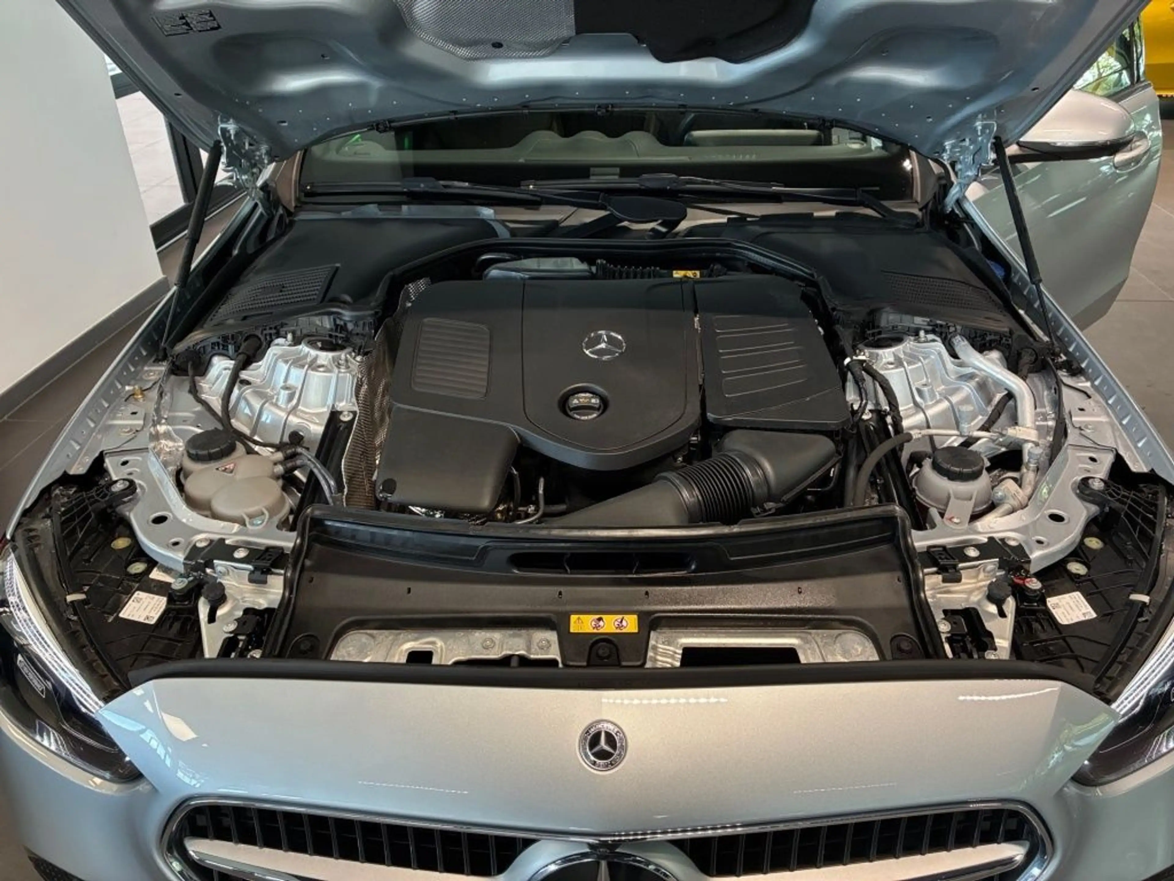 Mercedes-Benz C 180 Avantgarde - Panorama - AHK - 360 Kamera — photo 4