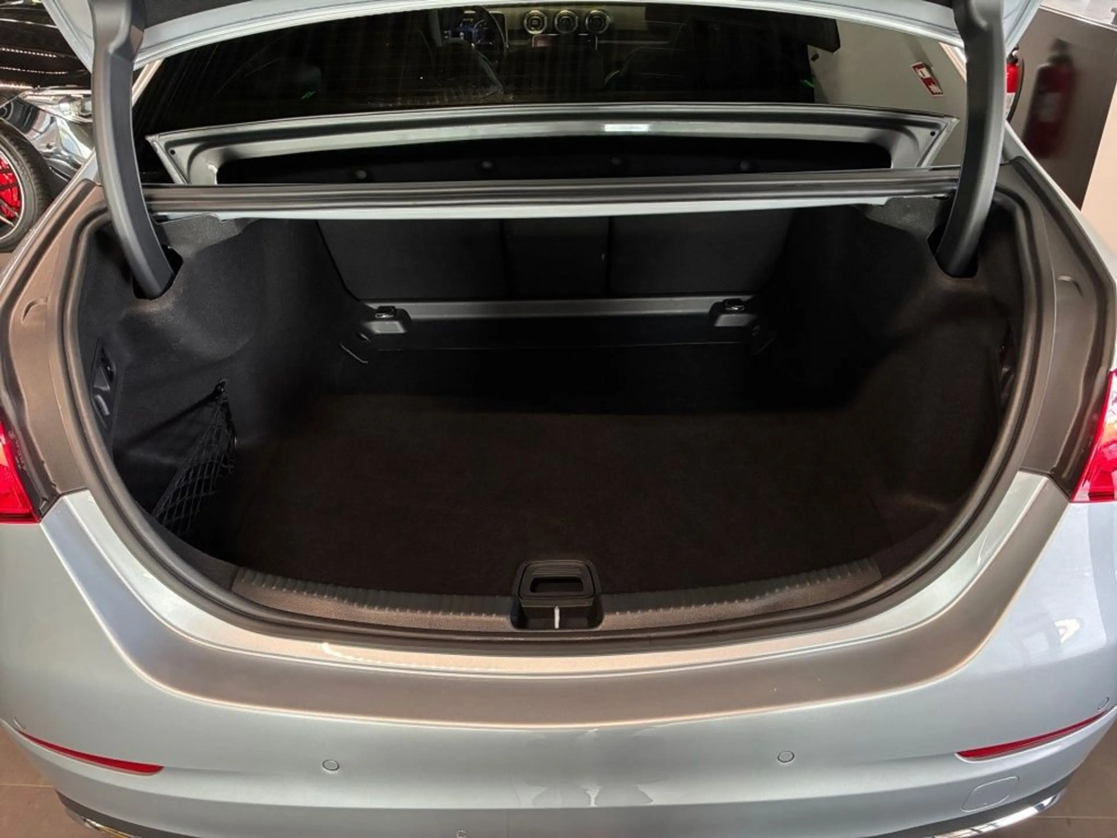 Mercedes-Benz C 180 Avantgarde - Panorama - AHK - 360 Kamera — photo 9