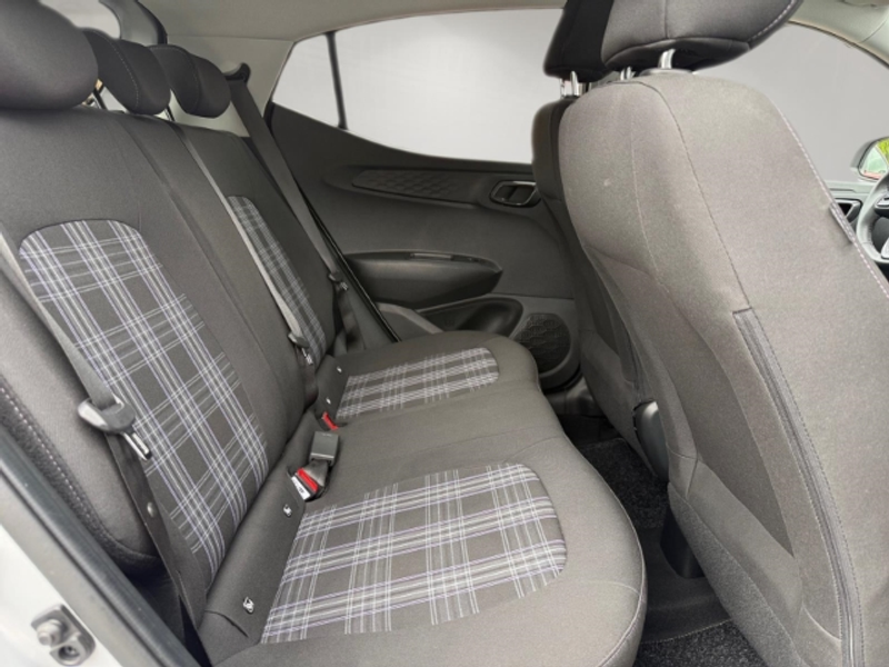 Hyundai i10 1.2 Prime NAVI,KAMERA,DAB,SITZHZG — photo 13