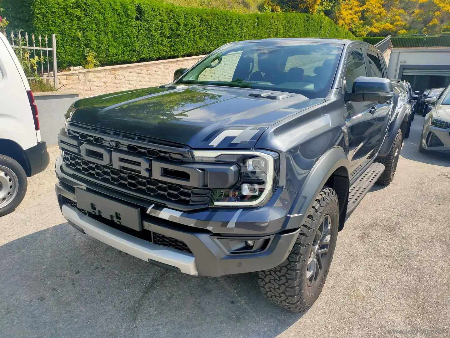 Ford Ranger Raptor 2.0 Ecoblue 4WD DC 5p. Gris - 1