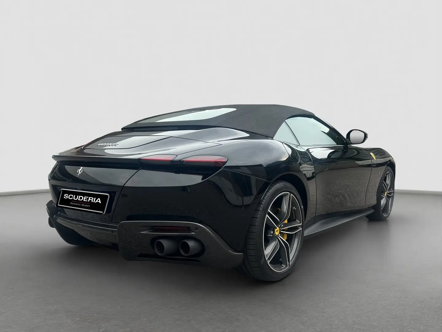 Ferrari Roma Roma Spider 3.9 F1 || Full Carbon || 436 km Negro - 2