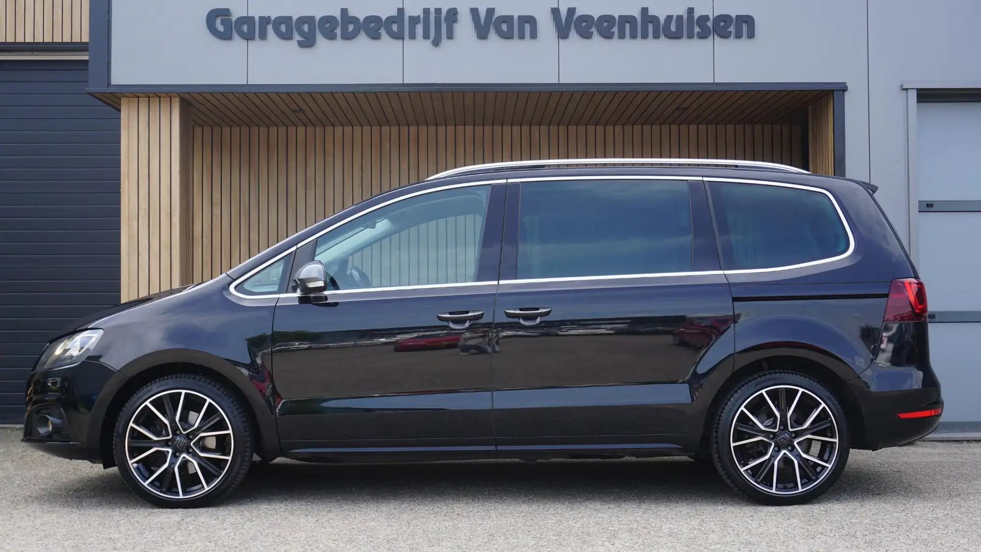 SEAT Alhambra 2.0 TSI 221PK 7-Zits DSG FR Business Intense Pano. Zwart - 2