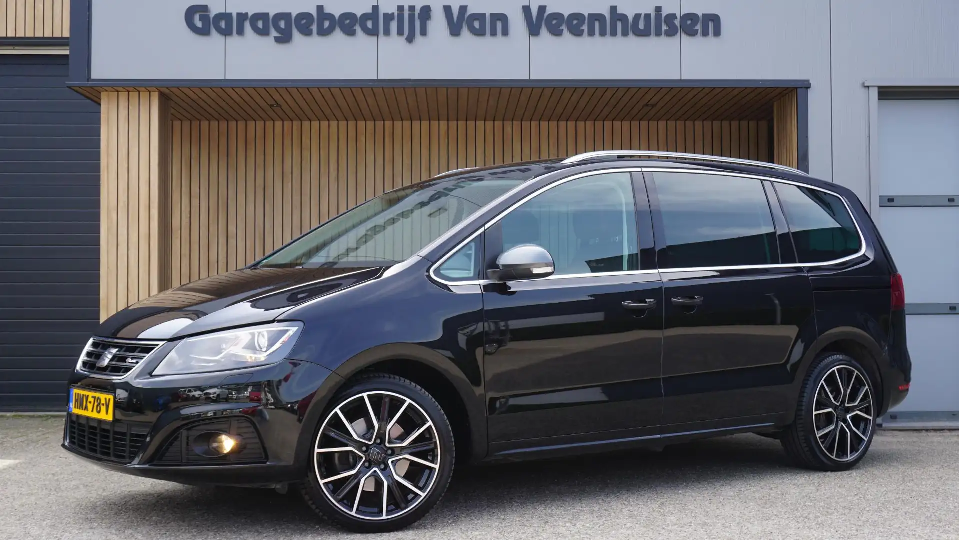SEAT Alhambra 2.0 TSI 221PK 7-Zits DSG FR Business Intense Pano. Zwart - 1