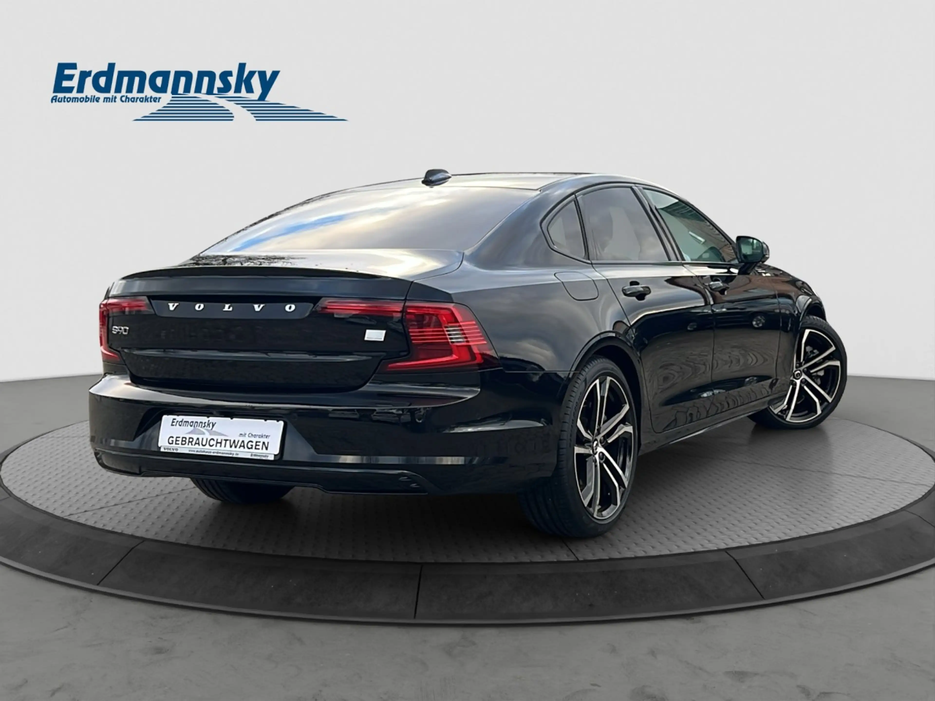 Volvo S90 T8 Ultimate Dark Plug-In Hybrid/Four-C/360K Klima — photo 4