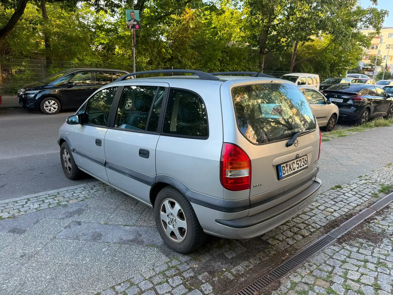 Opel Zafira 1.8 16V Edition 2000, foto 3