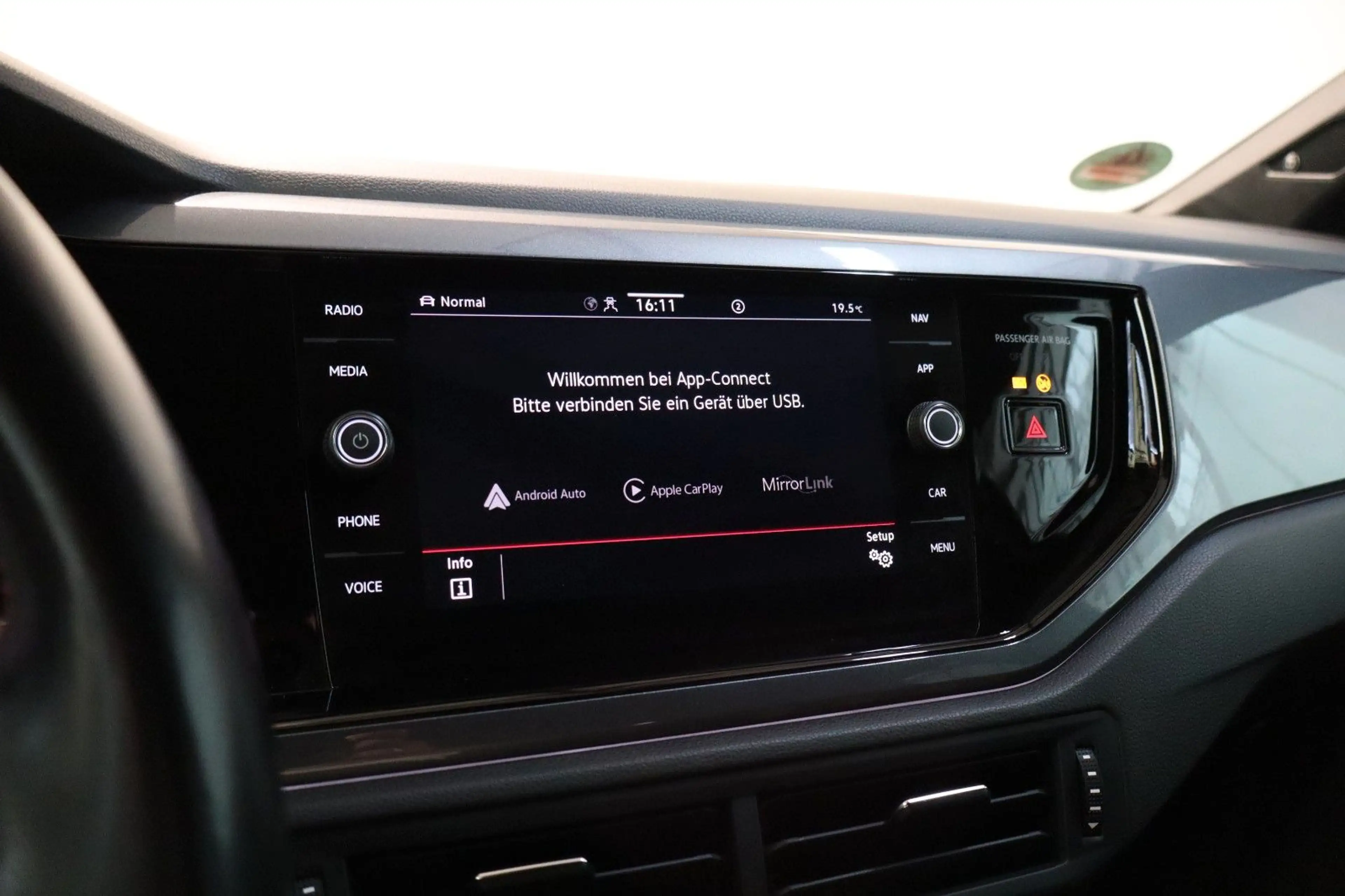 Volkswagen Polo VI 2,0 TSI GTI DSG Navi Virtual LED CarPlay — photo 11
