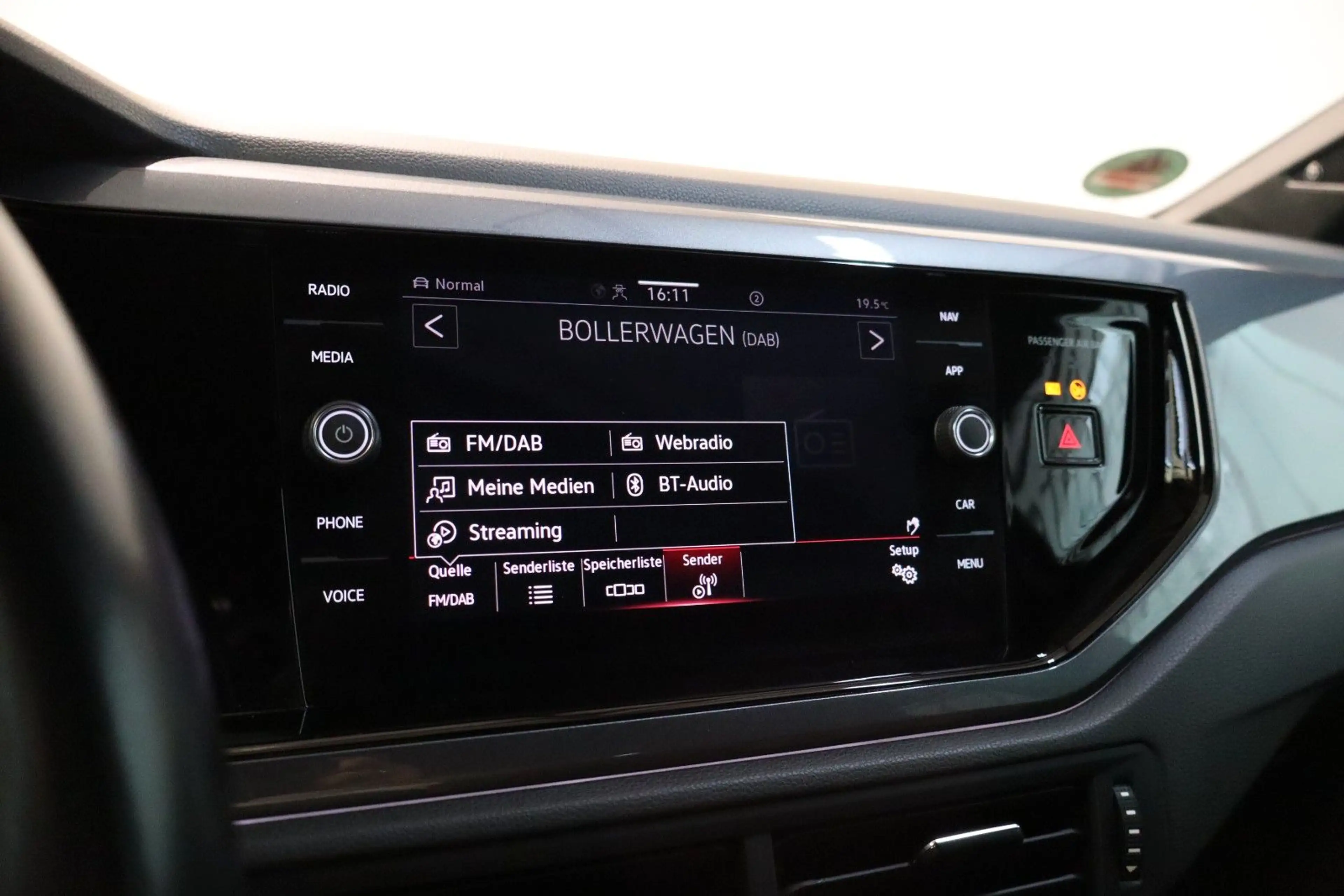 Volkswagen Polo VI 2,0 TSI GTI DSG Navi Virtual LED CarPlay — photo 12
