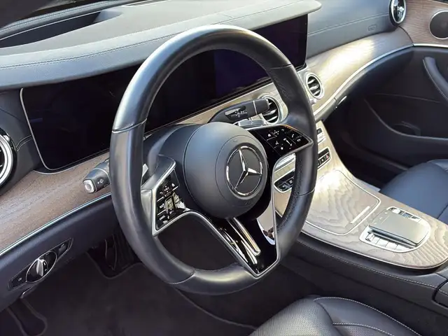 Mercedes-Benz E-Class view 13