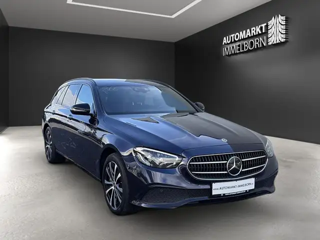 Mercedes-Benz E-Class view 2
