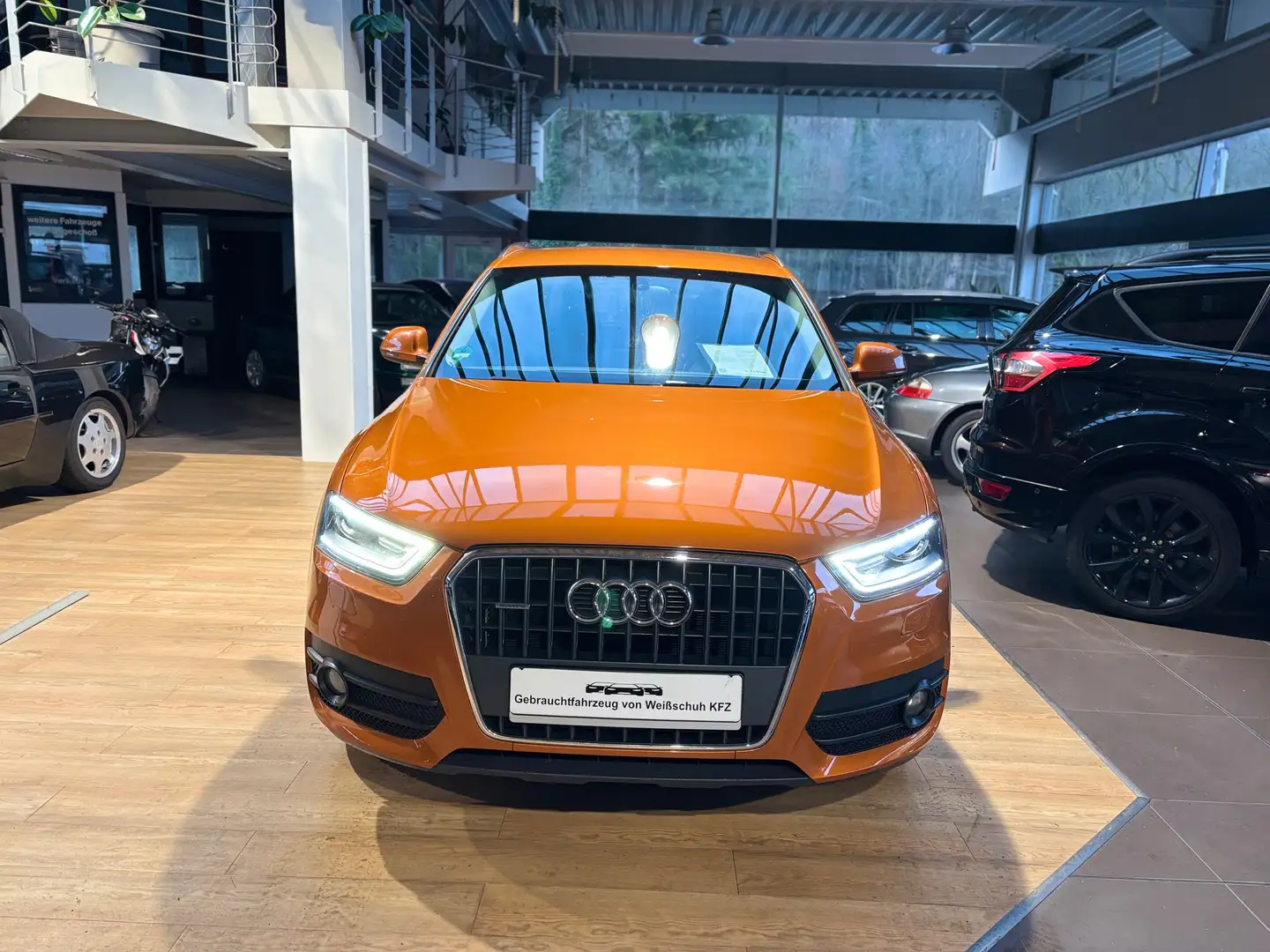 Audi Q3 2.0 TDI quattro Technisch super Zustand !! Orange - 2