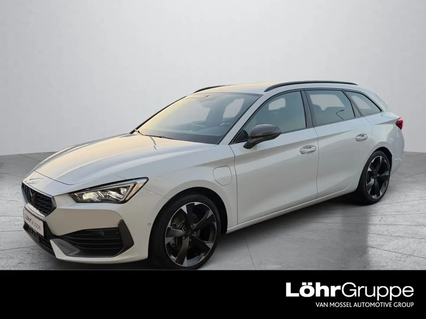 CUPRA Leon ST 1,4 e-Hybrid Automatic Weiß - 1