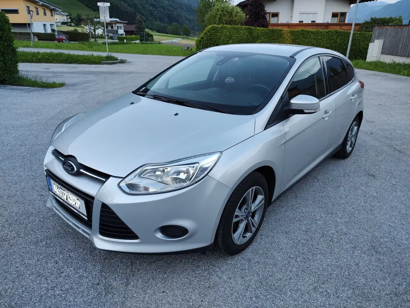 Ford Focus Easy 1,0 EcoBoost Silber - 2