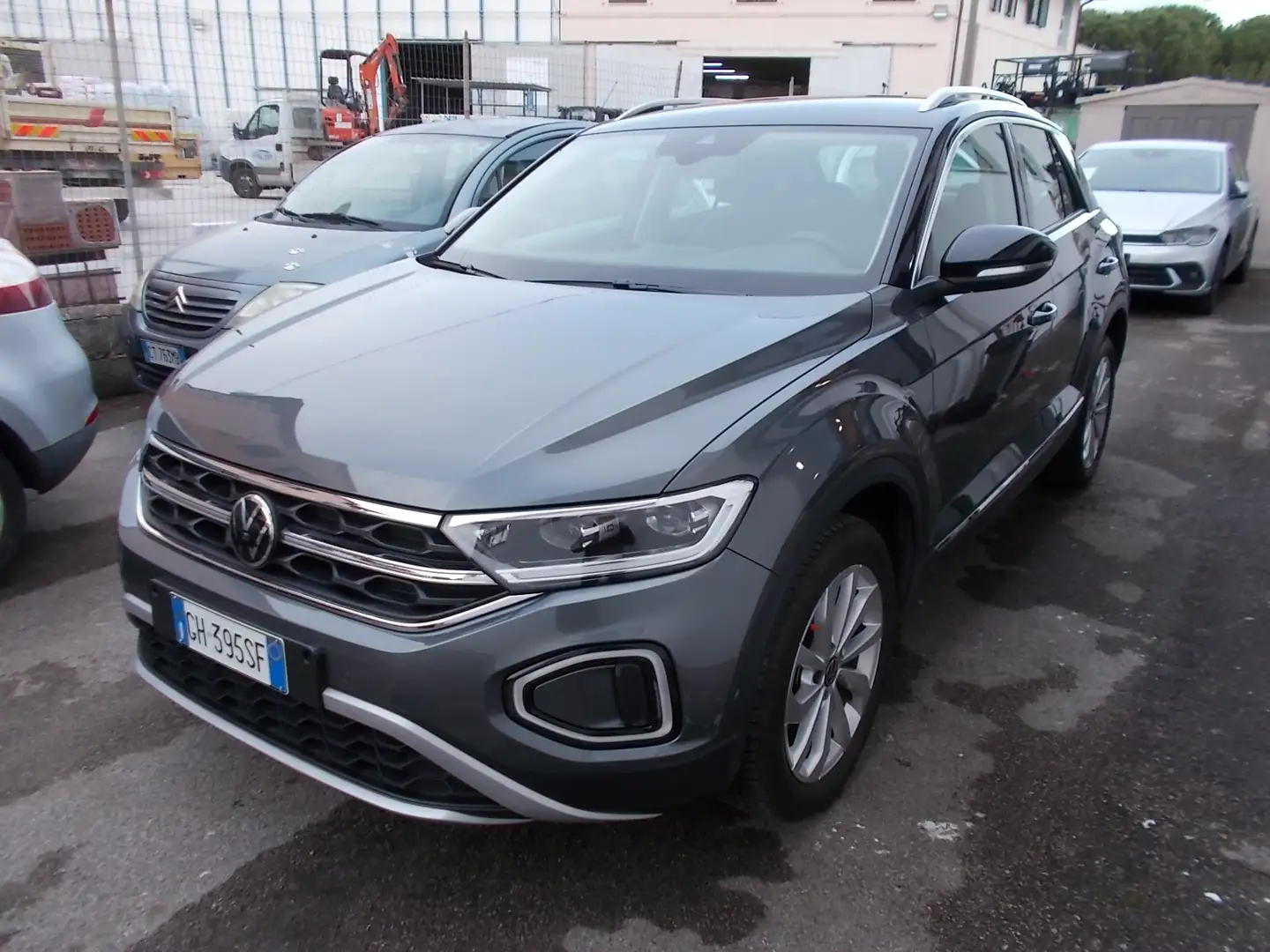 Volkswagen T-Roc 2.0 tdi Style 115cv Gris - 1
