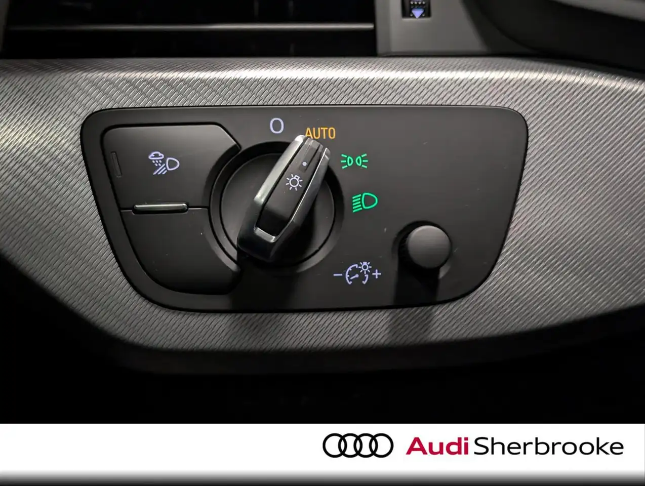Audi A4 снимка Audi A4