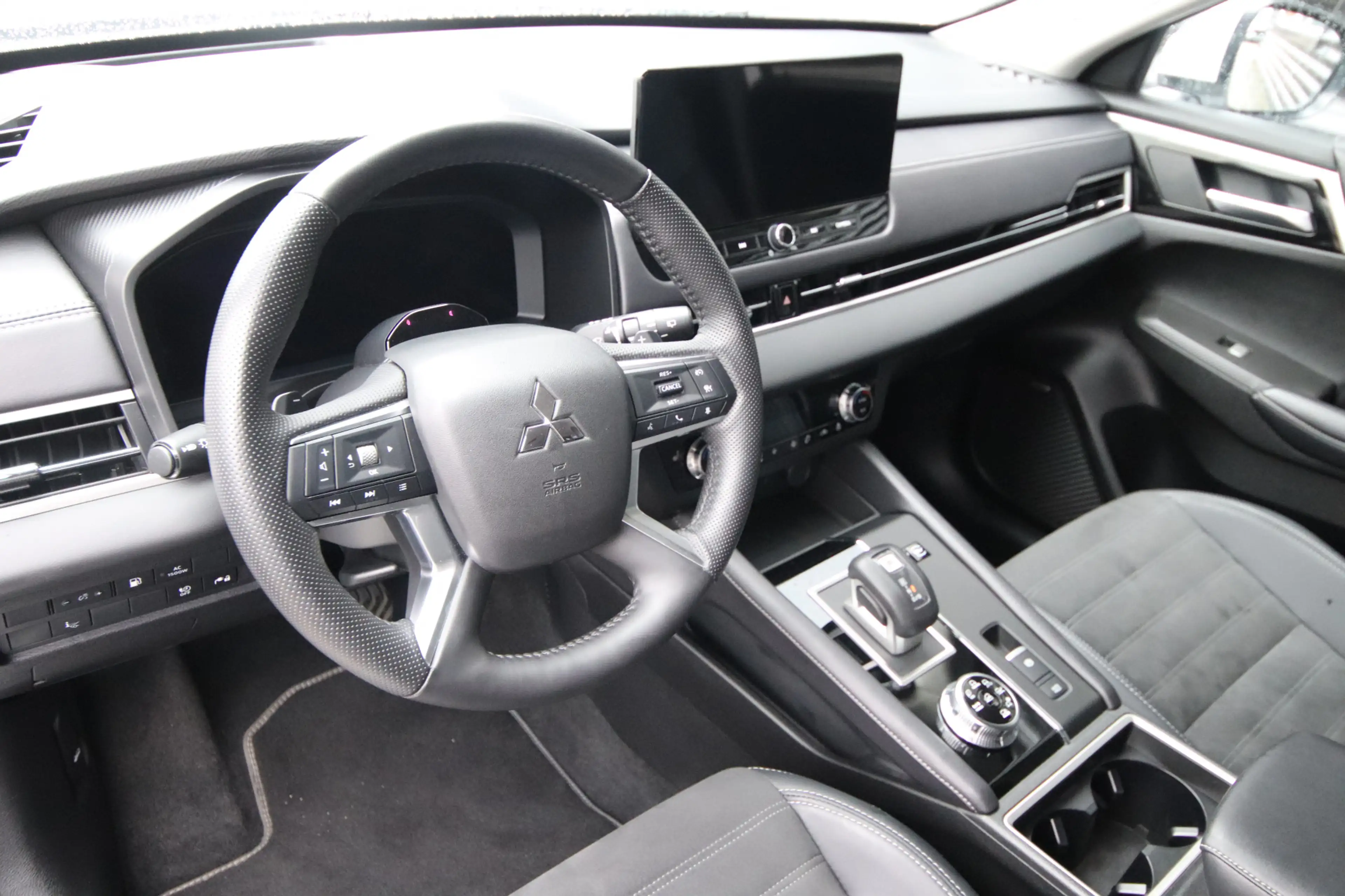 Mitsubishi Outlander 2.4 PHEV Business Edition 1e Eig. Afn. Trekhaak, W — photo 25