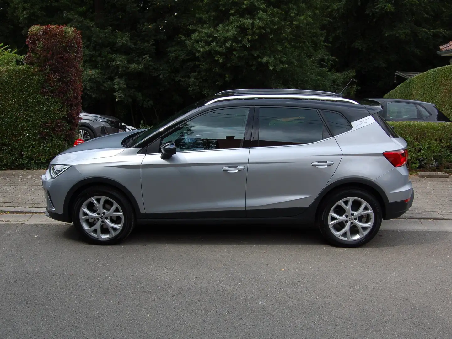 SEAT Arona Arona 1.0 TSI FR BI-TONS GRIS TOIT NOIR * 7965 KMS Gris - 1