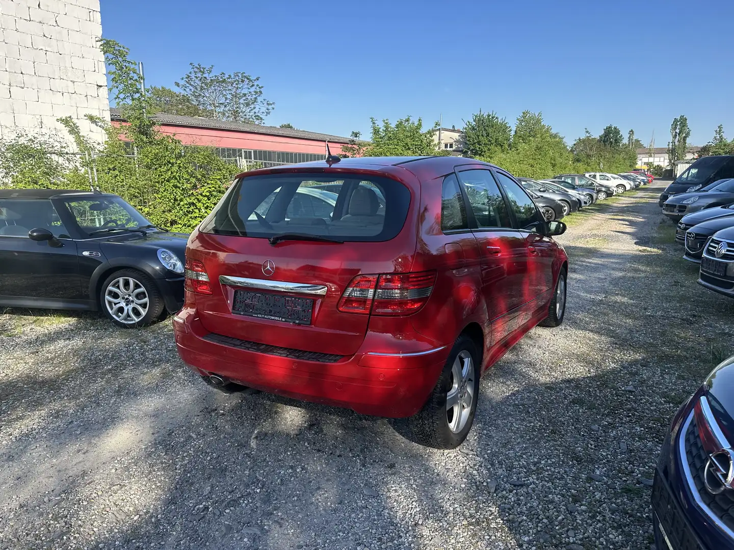 Mercedes-Benz B 200 B 200 CDI (245.208) Červená - 2