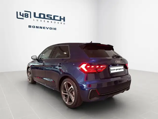 Audi A1 view 5