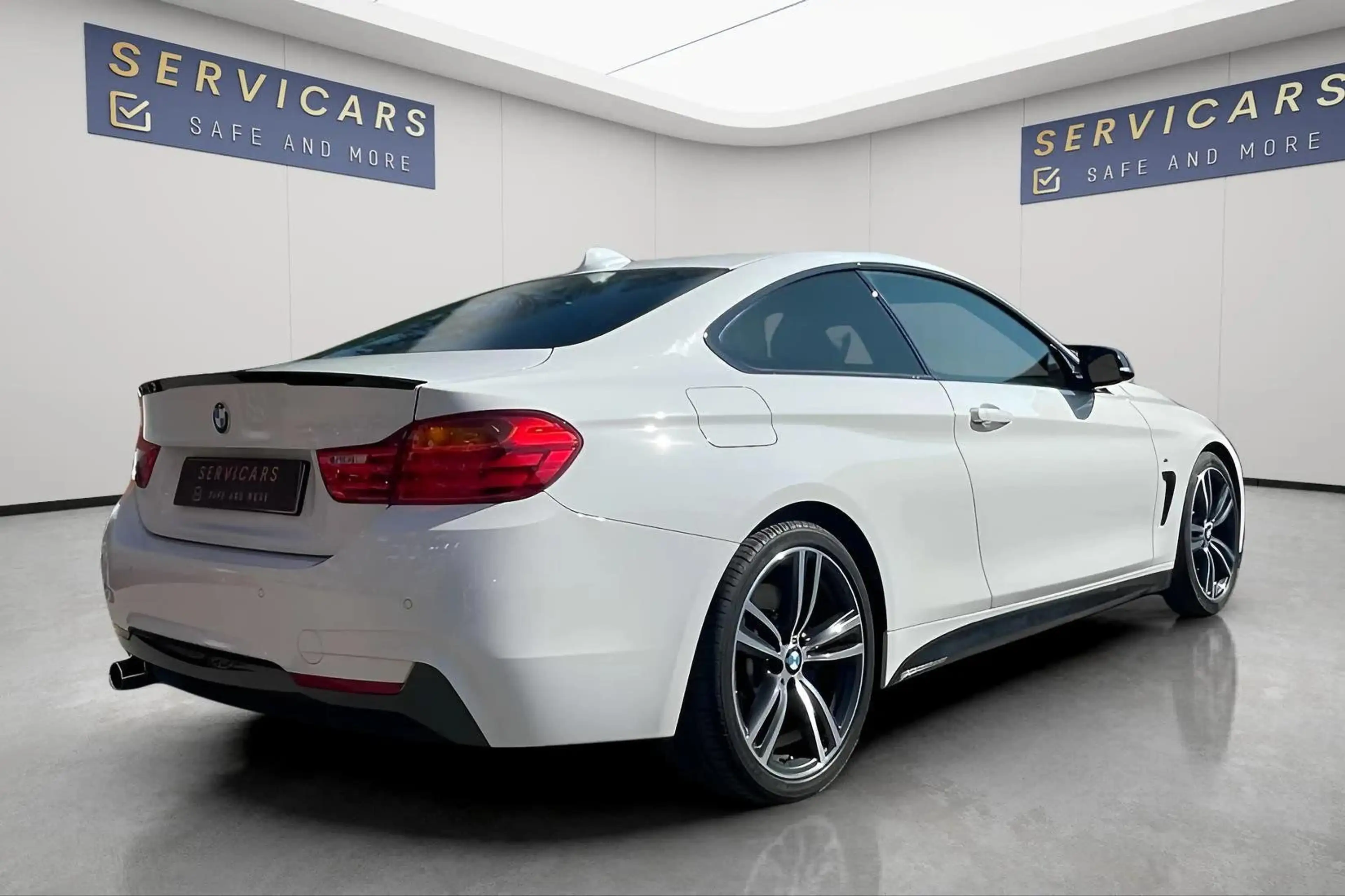 BMW 418 Coupé d/Pack M Performance/12 mois de garantie — photo 6