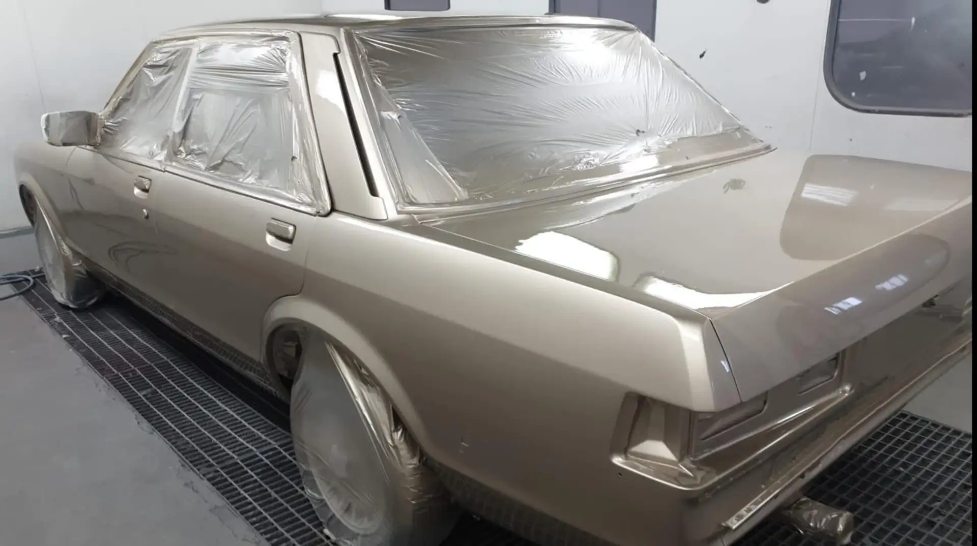 Ford Granada motor 2.8 i GHIA todos los extras - 2