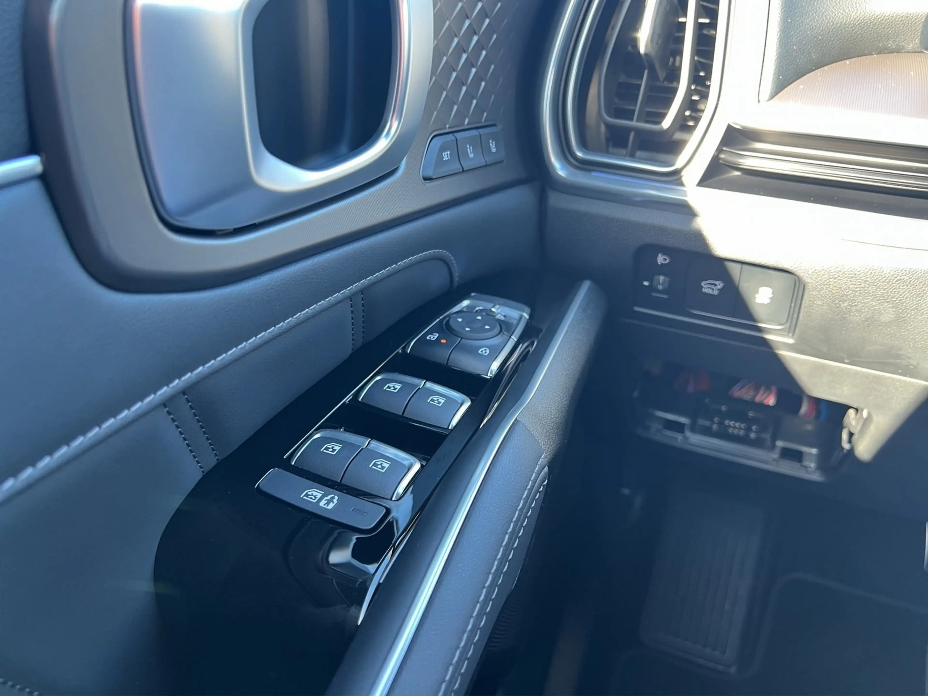 Kia Sorento 2.2 CRDi Platinum AWD DCT Nappa — photo 15