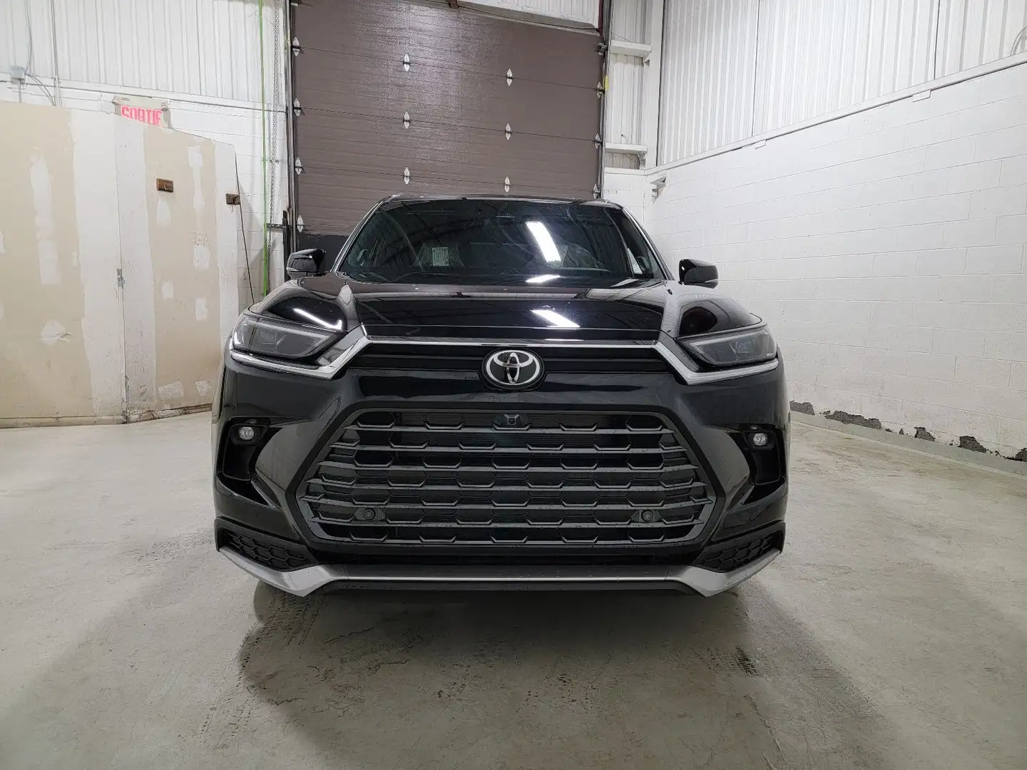 Toyota Highlander GRAND Highlander Platinum Max T1: 72.900 EURO Чёрный - 2