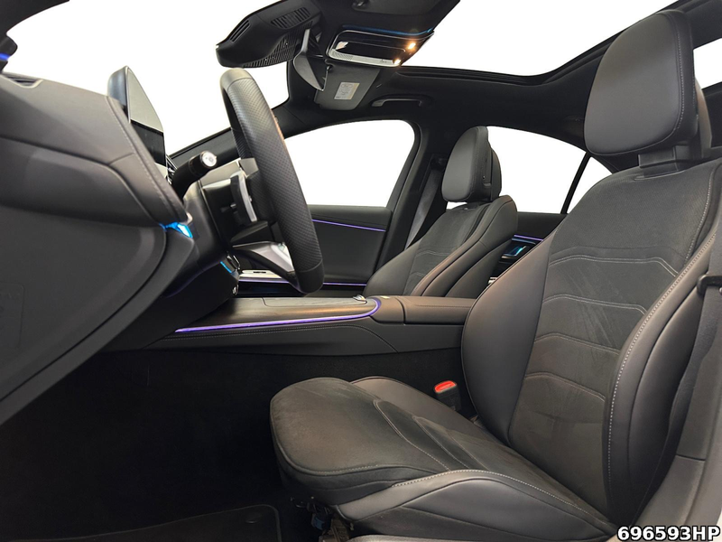 Mercedes-Benz E 400 e 4M AMG Night Pano 360° DIGITAL LIGHT 20" — photo 10